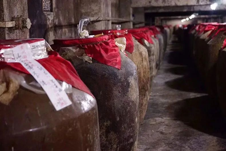 【汤臣一品酒业】古板工艺酿造，，康健酒，，定心喝！ - 贵州汤臣酒业有限责任公司 -  